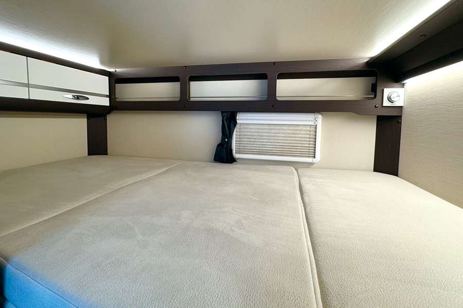 常設二段ベッド