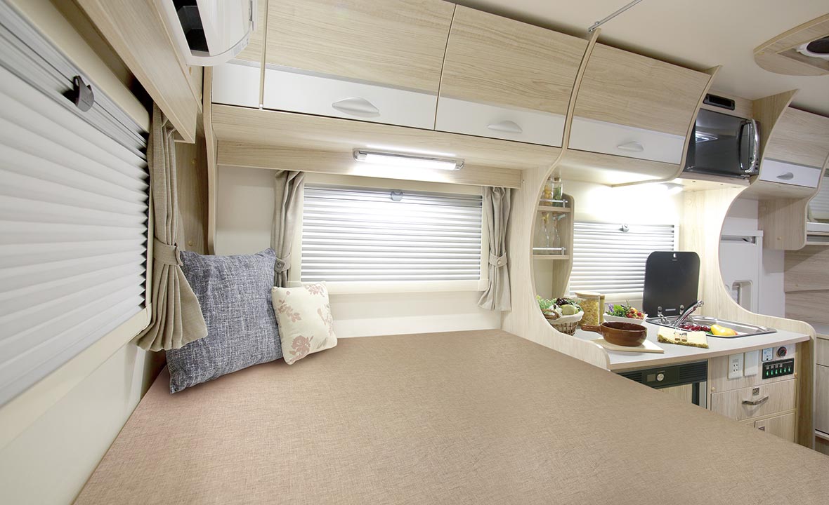 リヤベッドスペース